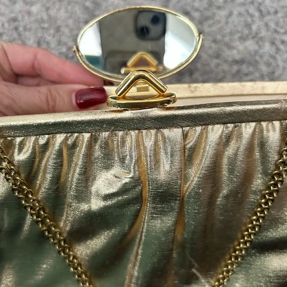 Mardane Vintage Metallic Gold Glam Purse with Chain Strap and Flip Mirror - Picture 7 of 10
